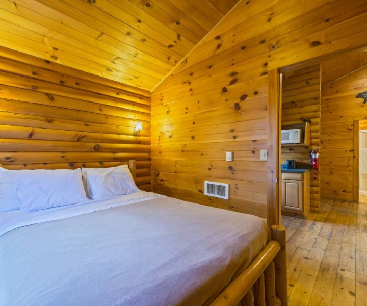 Deluxe Camping Cabin Bedroom