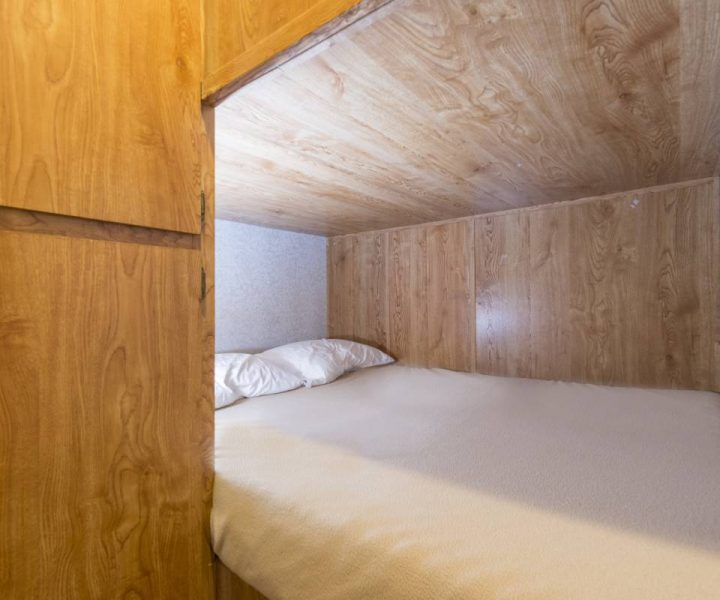 Jellystone Warrens Park Model Bed