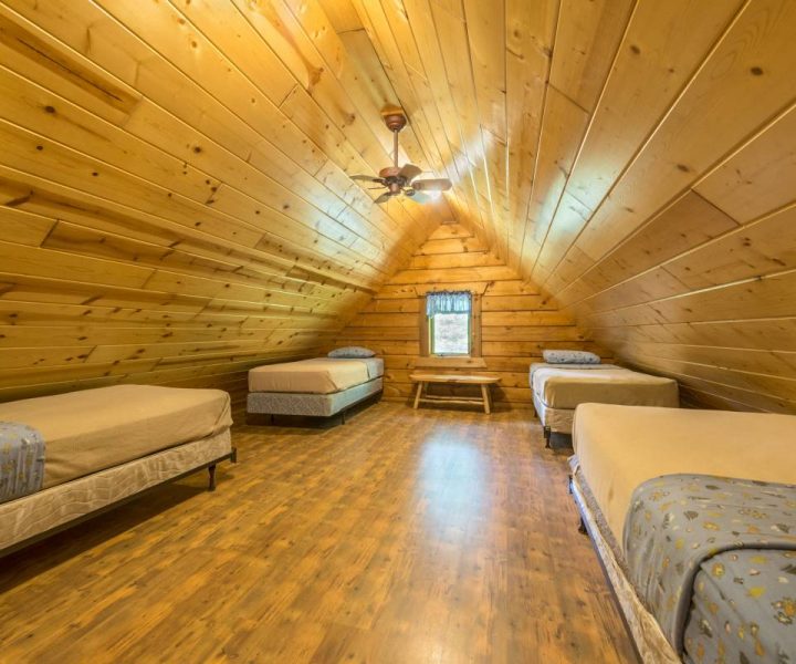 Villa Loft Area