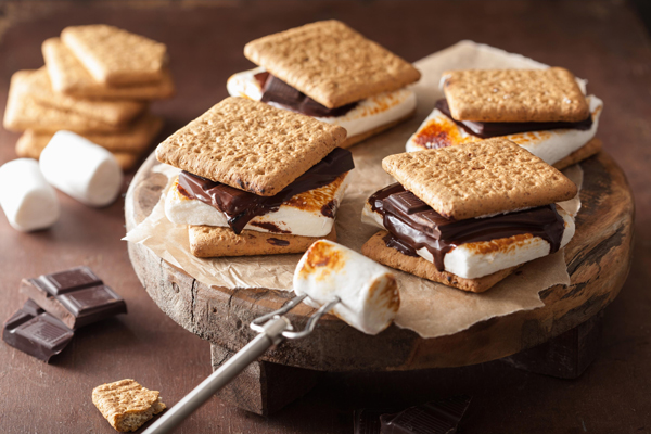 Ways to Make S’mores | Jellystone Park™ Warrens