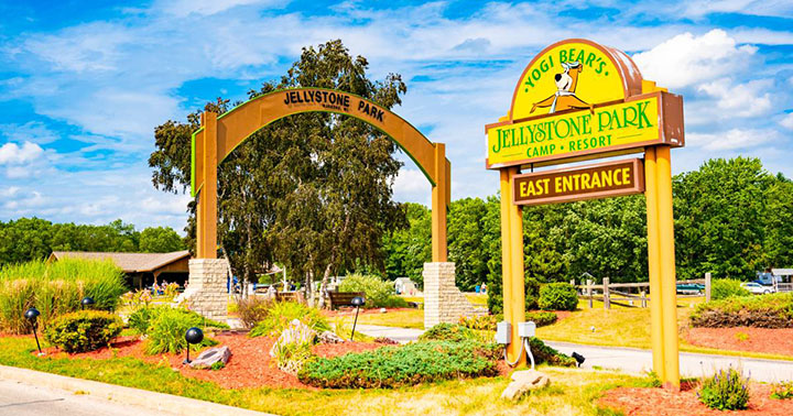 Day Use Passes 101: A Guide to a Jellystone Park™ Daycation