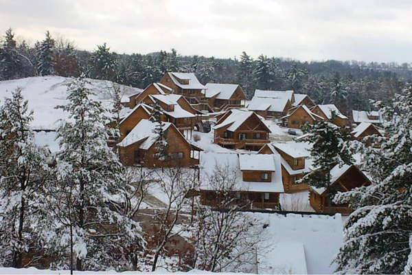 Winter Glamping at Warrens Lodging